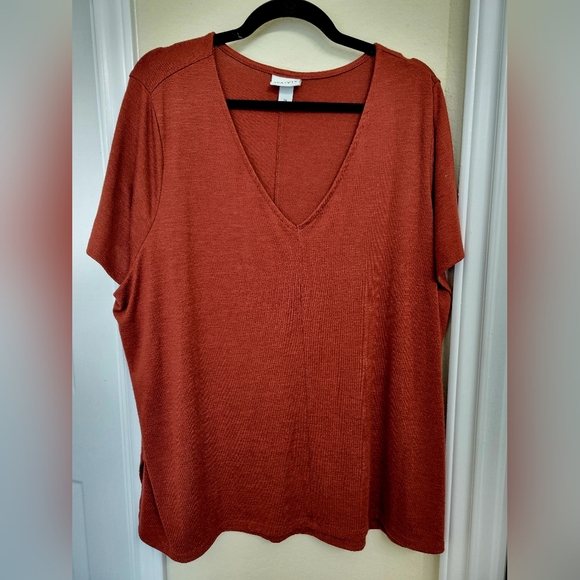 Ava & Viv Tops - Ava Viv Knit Rust Color Short Sleeve V Neck Top Plus Size 2X